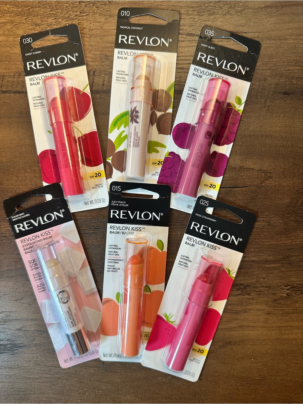 REVLON KISS BALM LASTING HYDRATION ~LOT OF 6 VARIOUS SHADES~ SPF20 HYDRATION NEW